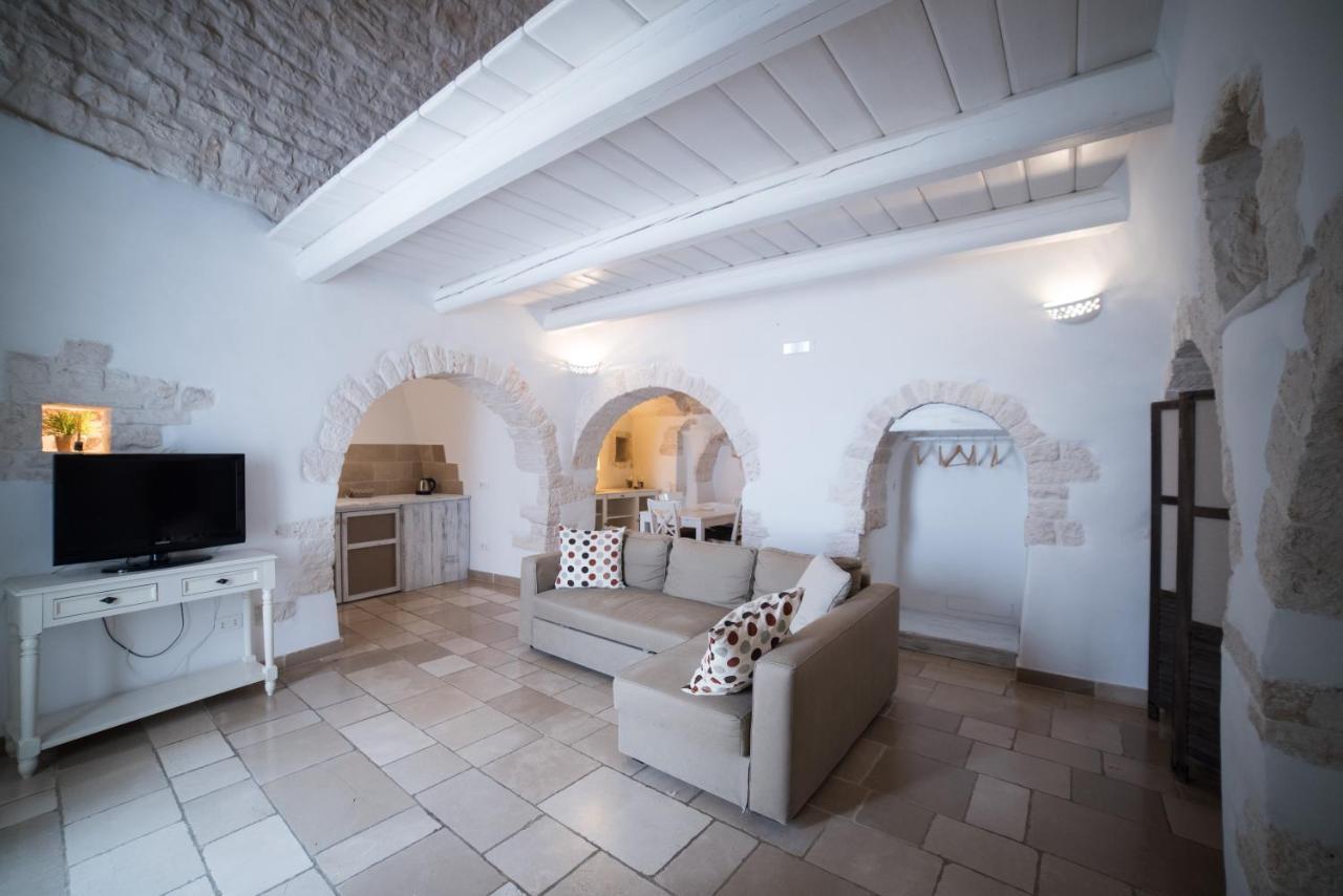 Charming Trulli Aparthotel Alberobello Bagian luar foto
