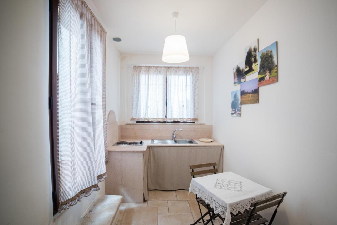 Charming Trulli Aparthotel Alberobello Bagian luar foto